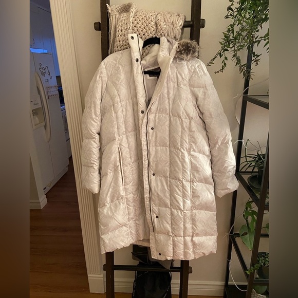 Eddie Bauer White Down Winter Jacket - Picture 1 of 2